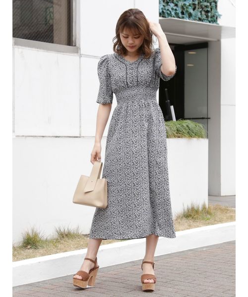 dazzlin（ダズリン）の「パワショルスモールフラワーワンピース（ワンピース・レディース・ブラック/レッド・SMALL/MEDIUM）」の10枚目の写真