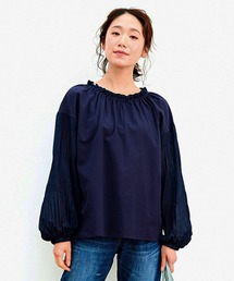 リブ イン コンフォート 衿ぐり伸びてサッと着やすい マジョリカプリーツをあしらったブラウス