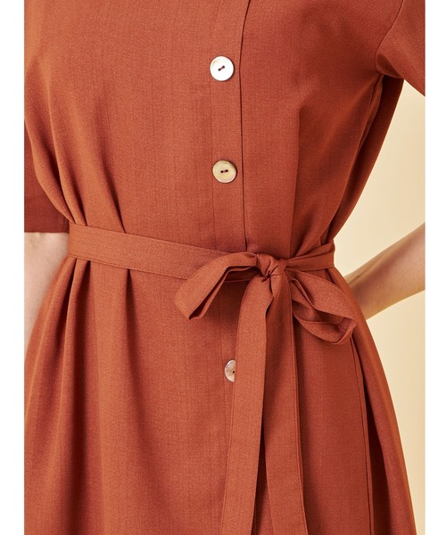 &. NOSTALGIA（アンドドットノスタルジア）の「スクエアネックボタンデザインワンピース（ワンピース・レディース・カーキ/ブラウン・FREE）」の11枚目の写真