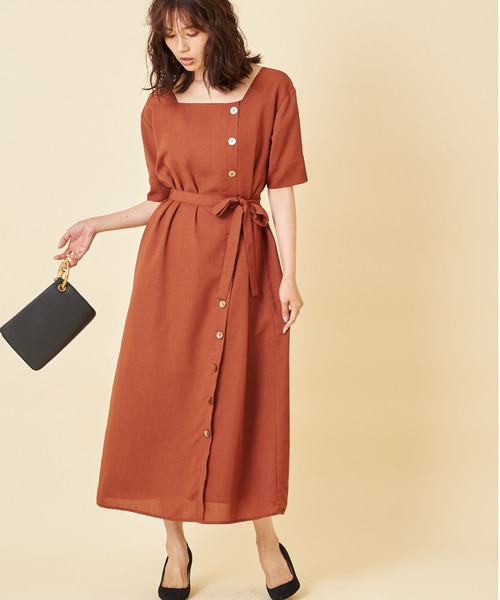 &. NOSTALGIA（アンドドットノスタルジア）の「スクエアネックボタンデザインワンピース（ワンピース・レディース・カーキ/ブラウン・FREE）」の21枚目の写真