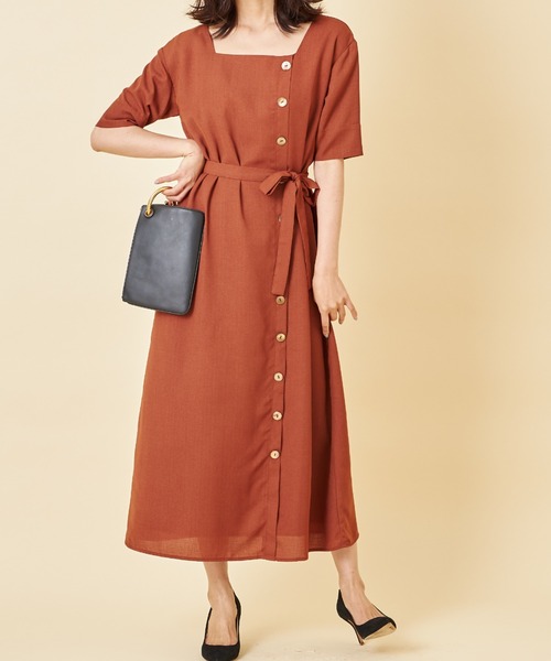 &. NOSTALGIA（アンドドットノスタルジア）の「スクエアネックボタンデザインワンピース（ワンピース・レディース・カーキ/ブラウン・FREE）」の17枚目の写真