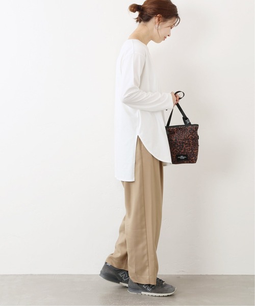JOURNAL STANDARD（ジャーナルスタンダード）の「プレミアムコットンNEWラウンドヘムロングスリーブTシャツ◆2（Tシャツ/カットソー・レディース・ホワイト・FREE）」の2枚目の写真
