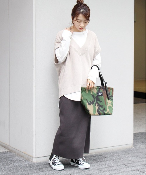 JOURNAL STANDARD（ジャーナルスタンダード）の「プレミアムコットンNEWラウンドヘムロングスリーブTシャツ◆2（Tシャツ/カットソー・レディース・ホワイト・FREE）」の12枚目の写真