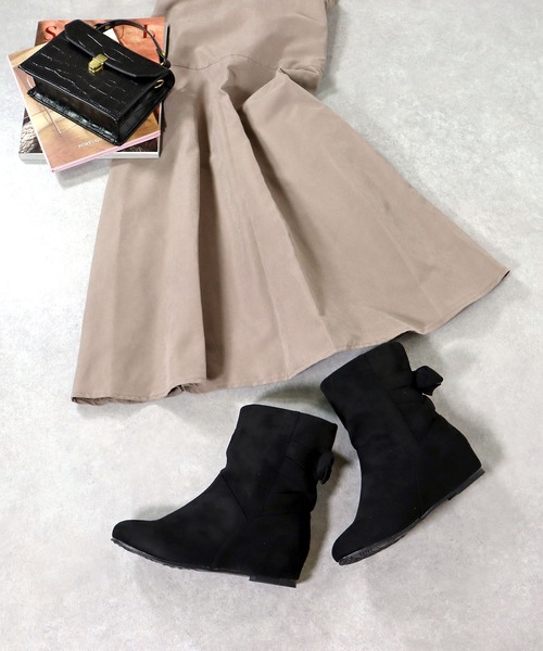 LibertyDoll(リバティードール)の「Liberty doll / インヒールバックリボンブーツ 5.5cm 美脚 ファー ショートブーツ レディース(9006)(ブーツ・レディース・ブラック/ダークブラウン/ネイビー/グレー/ブラウン系その他・LL/S/M/L)」の9枚目の写真