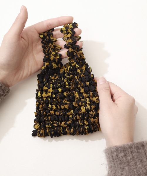 florist（フローリスト）の「簡単！畳まないくしゅくしゅラッフルエコバッグ（エコバッグ/サブバッグ・レディース・ブラック/ネイビー/シルバー/ゴールド/その他2/ワインレッド/ピンク/グリーン/パープル/ミント/イエロー/ブルーグリーン/ブルー/クリーム/レッド/シャンパン・M）」の16枚目の写真