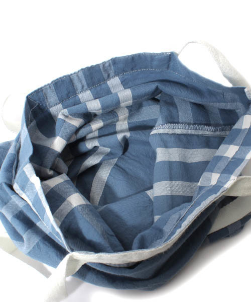 mina perhonen（ミナペルホネン）の「Mr.perhottトートバッグ（トートバッグ・レディース・ブルー・-）」の2枚目の写真