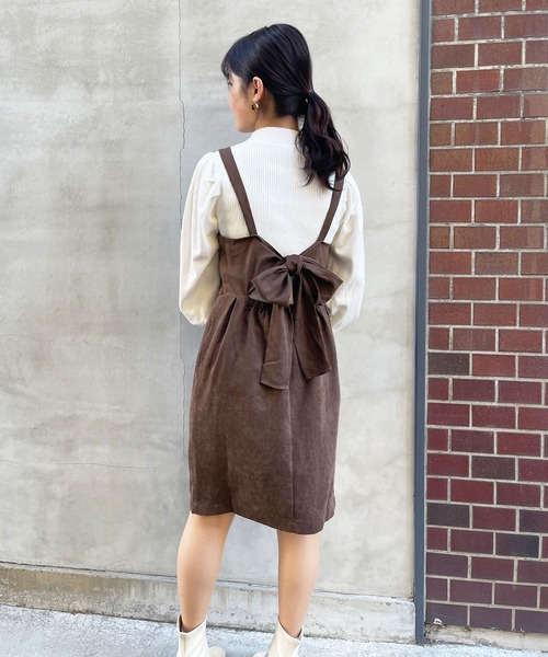 frunco(フランコ)の「ショート丈バックリボンOP(ワンピース・レディース・アイボリー/ブラウン/ブラック・FREE)」の4枚目の写真