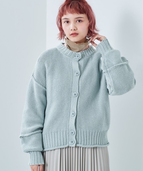 cepo（セポ）の「アウトリンキングショートカーデ（カーディガン/ボレロ・レディース・グレー/オフホワイト/サックスブルー・M）」の2枚目の写真