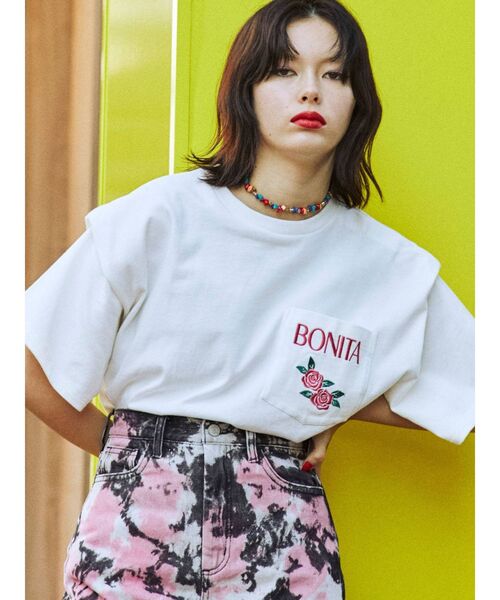 jouetie(ジュエティ)の「ボリュームショルダーTシャツ(Tシャツ/カットソー・レディース・ブラック/オフホワイト/ピンク・MEDIUM)」の4枚目の写真