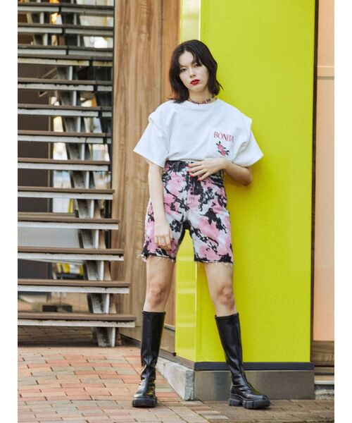 jouetie(ジュエティ)の「ボリュームショルダーTシャツ(Tシャツ/カットソー・レディース・ブラック/オフホワイト/ピンク・MEDIUM)」の7枚目の写真