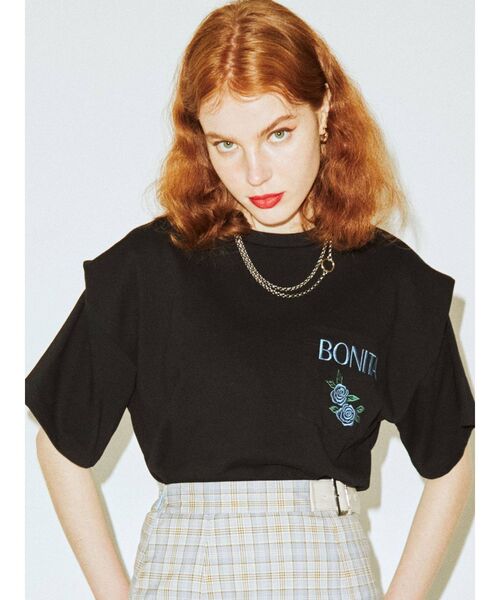 jouetie(ジュエティ)の「ボリュームショルダーTシャツ(Tシャツ/カットソー・レディース・ブラック/オフホワイト/ピンク・MEDIUM)」の13枚目の写真