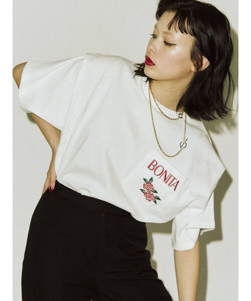 jouetie(ジュエティ)の「ボリュームショルダーTシャツ(Tシャツ/カットソー・レディース・ブラック/オフホワイト/ピンク・MEDIUM)」の17枚目の写真