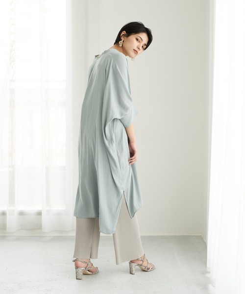 YECCA VECCA（イェッカヴェッカ）の「ドルマンスキッパーチュニック　＊（シャツ/ブラウス・レディース・ミント/ベージュ/ブラック・FREE）」の3枚目の写真