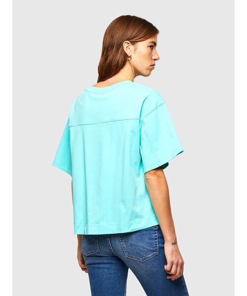 DIESEL（ディーゼル）の「レディース Tシャツ ボクシー ロゴ  クルーネック 半袖（Tシャツ/カットソー・レディース・ホワイト/ブラック/ブルー・SMALL/MEDIUM/X-SMALL/XX-SMALL）」の11枚目の写真