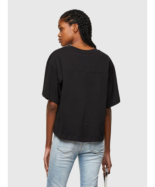 DIESEL（ディーゼル）の「レディース Tシャツ ボクシー ロゴ  クルーネック 半袖（Tシャツ/カットソー・レディース・ホワイト/ブラック/ブルー・SMALL/MEDIUM/X-SMALL/XX-SMALL）」の10枚目の写真