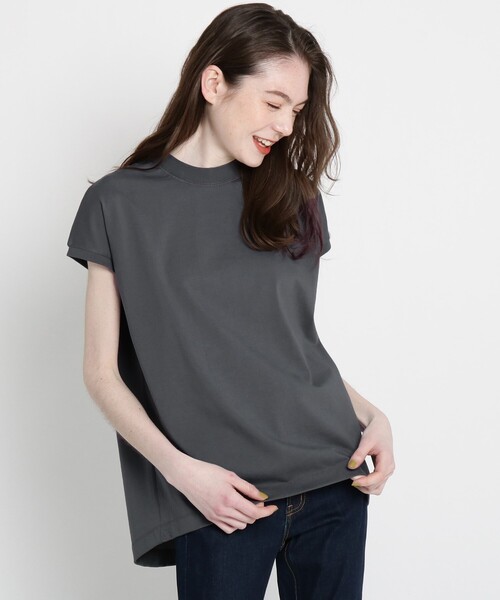 THE SHOP TK （ザ ショップ ティーケー ）の「◆【VERY6月号掲載】【洗濯100回試験クリア】ラウンドヘムモックネックカットソー（Tシャツ/カットソー・レディース・チャコールグレー/ベージュ/オフホワイト/オレンジ・12/14/13/11）」の6枚目の写真