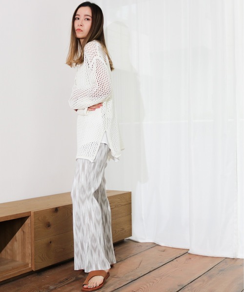 Per sist ence(パーシエンス)の「Per sist ence/パーシエンス 楊柳プリントプリーツフレアパンツ(その他パンツ・レディース・ベージュ/グレー/カーキ・FREE)」の16枚目の写真