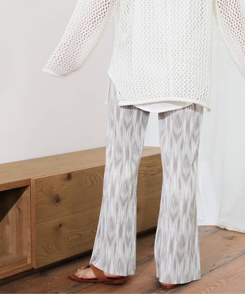 Per sist ence(パーシエンス)の「Per sist ence/パーシエンス 楊柳プリントプリーツフレアパンツ(その他パンツ・レディース・ベージュ/グレー/カーキ・FREE)」の18枚目の写真