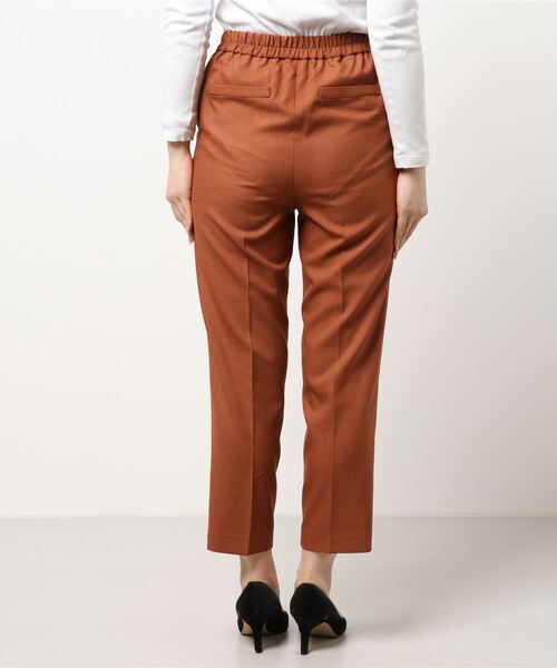 Doux archives（ドゥアルシーヴ）の「パイピングセンターストレッチパンツ（スラックス・レディース・ブルー/グレイッシュベージュ/レッド系その他・MEDIUM/SMALL）」の5枚目の写真