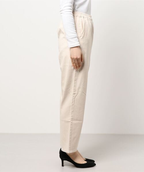 Samansa Mos2 blue（サマンサモスモスブルー）の「スリムテーパードパンツ（その他パンツ・レディース・ブラック/モカ/ライトベージュ/オフホワイト・ﾌﾘ-）」の6枚目の写真