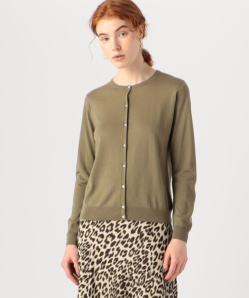 TOMORROWLAND （トゥモローランド）の「スーパーファインウール クルーネックカーディガン（カーディガン/ボレロ・レディース・チャコールグレー/ネイビー/カーキ/ピンク/イエロー/ライトベージュ・S/M）」の4枚目の写真