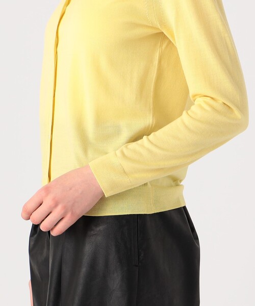 TOMORROWLAND （トゥモローランド）の「スーパーファインウール クルーネックカーディガン（カーディガン/ボレロ・レディース・チャコールグレー/ネイビー/カーキ/ピンク/イエロー/ライトベージュ・S/M）」の13枚目の写真