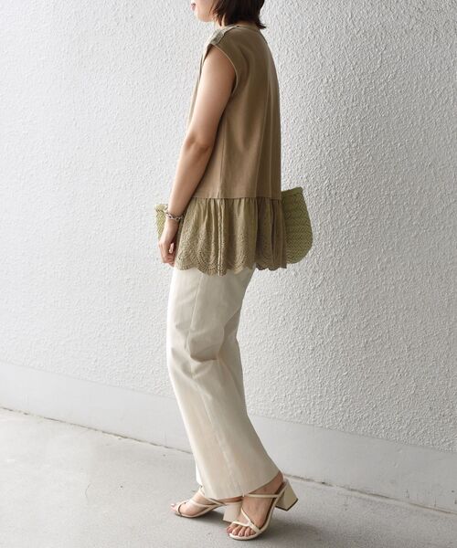 SHIPS(シップス)の「【WEB限定】〈手洗い可能〉カットワーク デザインカットソー◇(Tシャツ/カットソー・レディース・ベージュ系その他/オフホワイト/グリーン/ブラック・ONE SIZE)」の5枚目の写真