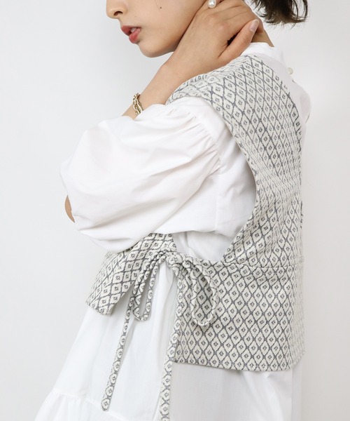 BKhome（ビーケーホーム）の「WEB限定 ビスチェ×ティアードブラウス（シャツ/ブラウス・レディース・オフホワイト/パープル・FREE）」の10枚目の写真