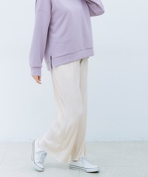 プリーツパンツ