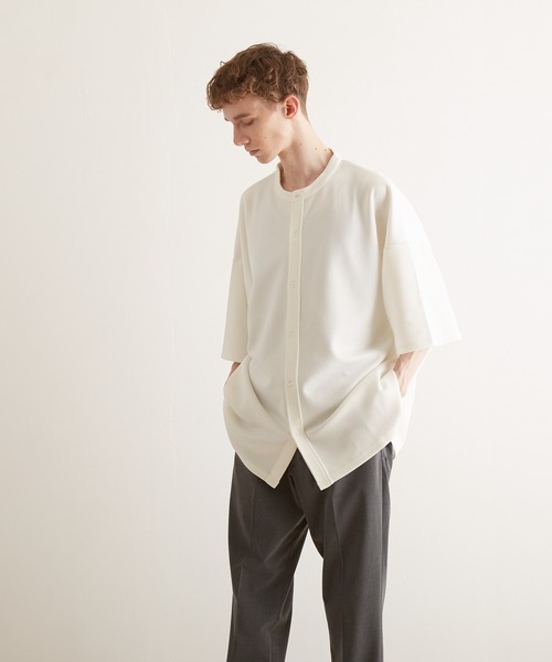 VIBGYOR(ヴィブジョー)の「【VIBGYOR BY AS】薄手ポンチ5分袖バンドカラーシャツ(BL)(シャツ/ブラウス・メンズ・ホワイト/ブラック/ブルーグレー/グレイッシュベージュ・MEDIUM/LARGE)」の8枚目の写真