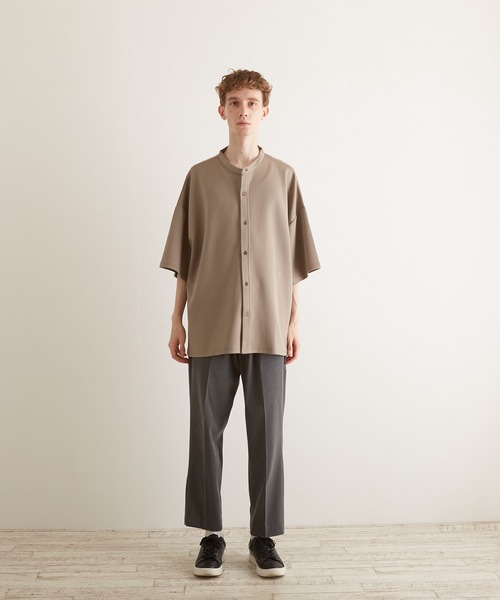 VIBGYOR(ヴィブジョー)の「【VIBGYOR BY AS】薄手ポンチ5分袖バンドカラーシャツ(BL)(シャツ/ブラウス・メンズ・ホワイト/ブラック/ブルーグレー/グレイッシュベージュ・MEDIUM/LARGE)」の16枚目の写真