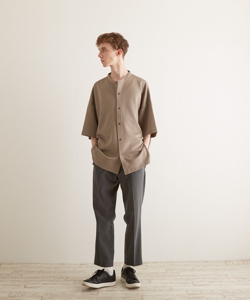 VIBGYOR(ヴィブジョー)の「【VIBGYOR BY AS】薄手ポンチ5分袖バンドカラーシャツ(BL)(シャツ/ブラウス・メンズ・ホワイト/ブラック/ブルーグレー/グレイッシュベージュ・MEDIUM/LARGE)」の19枚目の写真
