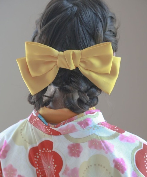 Catherine Cottage（キャサリンコテージ）の「サテンリボンバレッタ（バレッタ/ヘアクリップ・キッズ・ホワイト/ブラック/レッド/イエロー・FREE）」の3枚目の写真