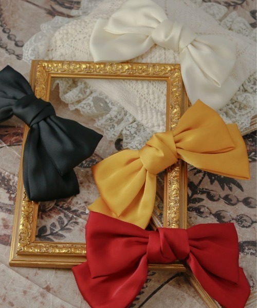 Catherine Cottage（キャサリンコテージ）の「サテンリボンバレッタ（バレッタ/ヘアクリップ・キッズ・ホワイト/ブラック/レッド/イエロー・FREE）」の5枚目の写真