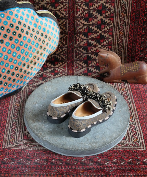 JUCO.（ジュコ）の「おとぎの国のローファー（ローファー・レディース・キャメル・23/24/24.5/23.5）」の6枚目の写真