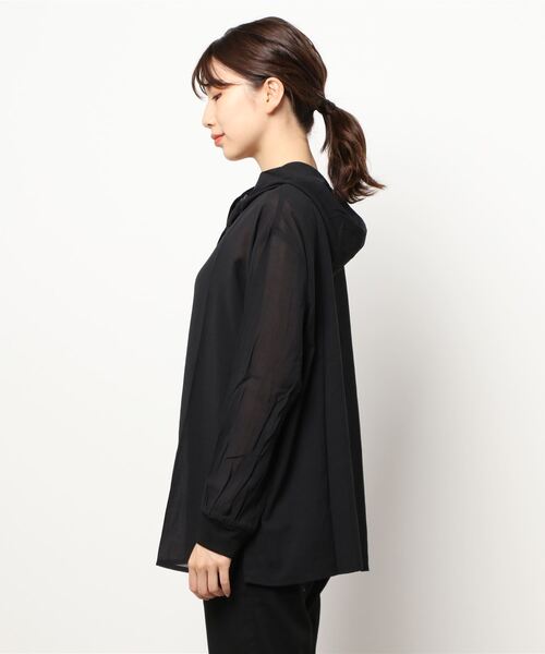 KOBE LETTUCE（コウベレタス）の「シアーフーディシャツ（シャツ/ブラウス・レディース・グレイッシュベージュ/ブラック・FREE）」の3枚目の写真