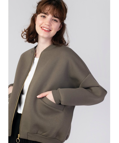 Design Tshirts Store graniph(デザイン ティーシャツ ストア グラニフ)の「アバブサファリ|ミドルジップブルゾン(ブルゾン・レディース・カーキ・FREE)」の3枚目の写真