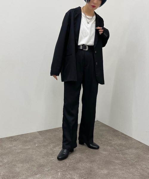 apres jour mignon（アプレジュールミニョン）の「センタープレスストレートパンツ【SETUP着用可能】【ZOZOTOWN限定アイテム】（その他パンツ・レディース・パープル系その他3/ブラック/ダークグリーン/グリーン系その他2・MEDIUM/X-LARGE/SMALL）」の8枚目の写真