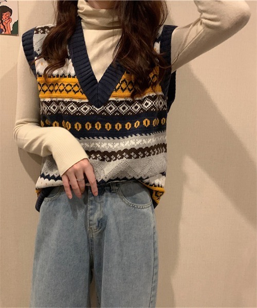 MAISON DE THERESE(メゾン ド テレーズ)の「Vネックノルディック ニットベスト セーター(ベスト・レディース・B/A/C・FREE)」の15枚目の写真