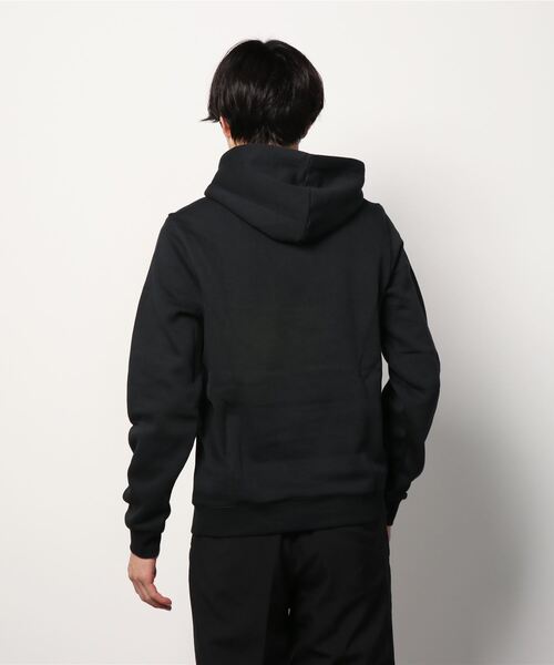 Reebok(リーボック)の「カモ オールオーバー プリント プルオーバー フーディー / Camo Allover Print Pullover Hoodie(パーカー・メンズ・ブラック・SMALL/MEDIUM/LARGE/X-LARGE/XX-LARGE/X-SMALL/XXX-LARGE)」の3枚目の写真