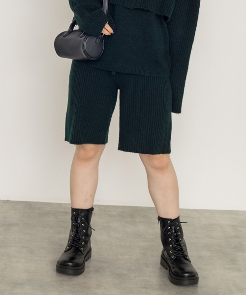 w closet（ダブルクローゼット）の「2×2リブハーフパンツ（その他パンツ・レディース・グリーン/グレー系その他/オレンジ/オフホワイト・FREE）」の9枚目の写真