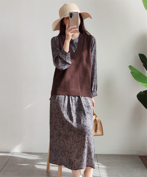 MAISON DE THERESE(メゾン ド テレーズ)の「Vネック 前後差ニットベスト(ベスト・レディース・ブラック/グレー/ベージュ/ブラウン/その他・FREE)」の13枚目の写真