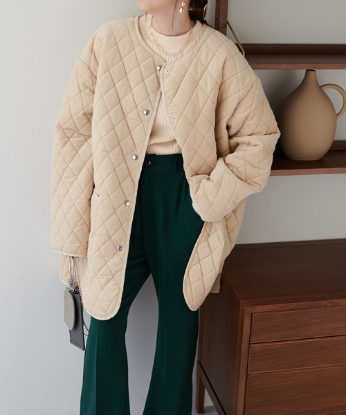 DISCOAT（ディスコート）の「ベロアキルティングコート（ノーカラーコート・レディース・ブラウン/ベージュ・MEDIUM/LARGE）」の20枚目の写真