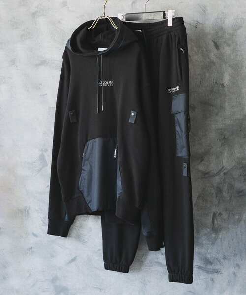 adidas（アディダス）の「『WEB限定』adidas ADVENTURE 国内Exclusive 