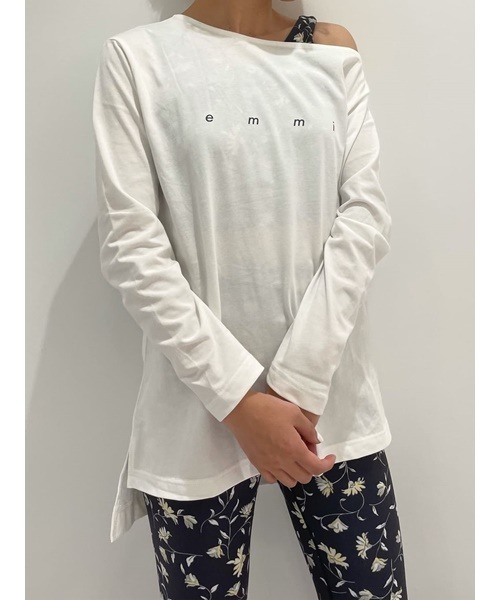 emmi（エミ）の「【emmi yoga】ロゴロンTEE（Tシャツ/カットソー・レディース・ホワイト/カーキ・FREE）」の12枚目の写真
