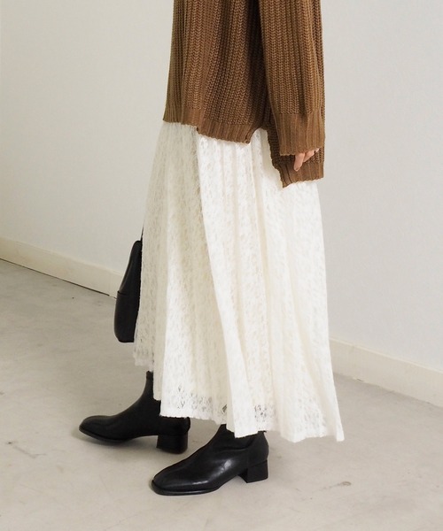 Crisp(クリスプ)の「起毛レースプリーツスカート(スカート・レディース・ブラック/アイボリー・FREE)」の1枚目の写真