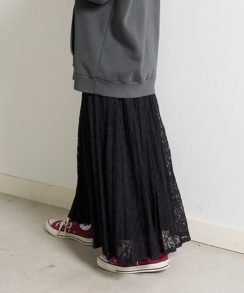Crisp(クリスプ)の「起毛レースプリーツスカート(スカート・レディース・ブラック/アイボリー・FREE)」の6枚目の写真