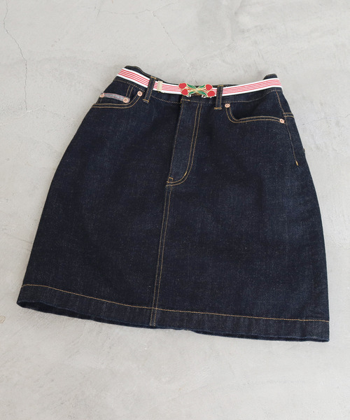 CHILD WOMAN（チャイルドウーマン）の「チェリーバックル ゴムベルト（ベルト・レディース・ネイビー/レッド・FREE）」の4枚目の写真