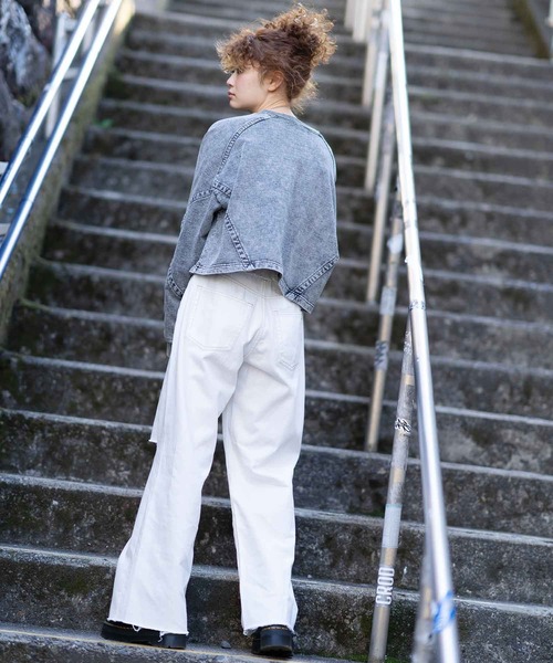 X-girl（エックスガール）の「CHEMICAL WASH CROPPED SWEAT TOP（スウェット・レディース・グリーン/ブラック/ピンク・S/M）」の5枚目の写真