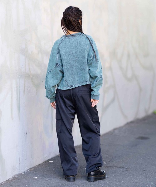 X-girl（エックスガール）の「CHEMICAL WASH CROPPED SWEAT TOP